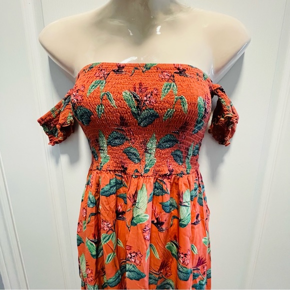 Closet Sale !Price dropped in All items! - Picture 5 of 17